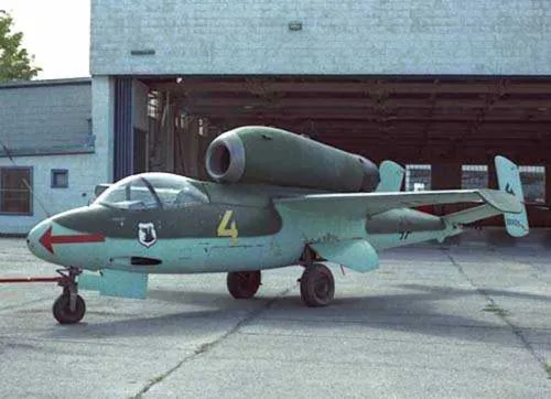 Schubrohr für Heinkel 162 ,Grumania