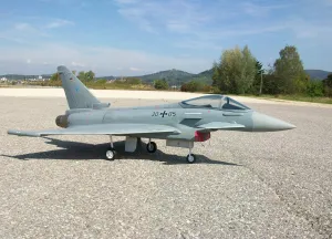 1/8 Eurofighter VOLL GFK